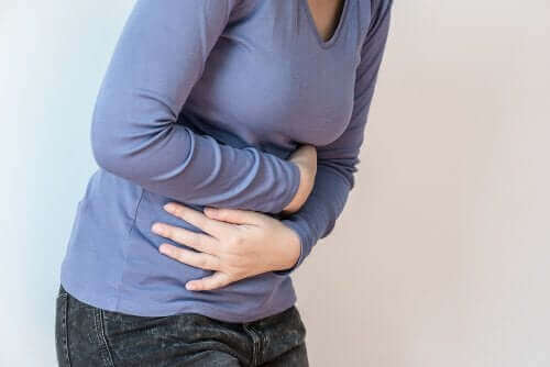 Listeria under graviditet: En kvinna med magont.