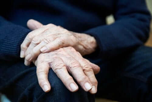 Darrande händer: symptom, orsaker och behandlingar