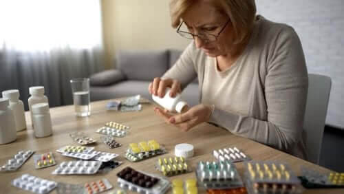 Hälsorisker med självmedicinering med olika läkemedel