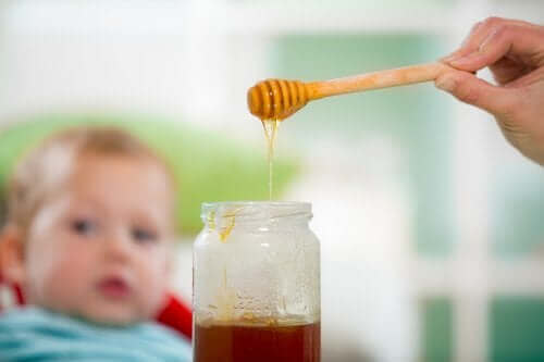 Honung och spädbarn: en farlig kombination