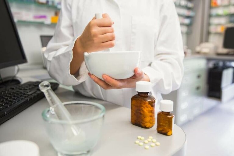 6 risker med att krossa tabletter, piller och kapslar