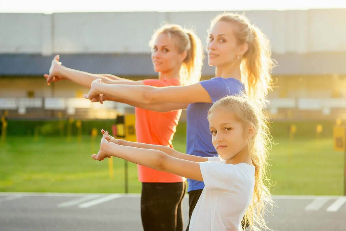 Crossfit för barn: familj tränar