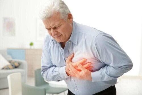 typer av hjärtsjukdomar: man med ont i hjärtat
