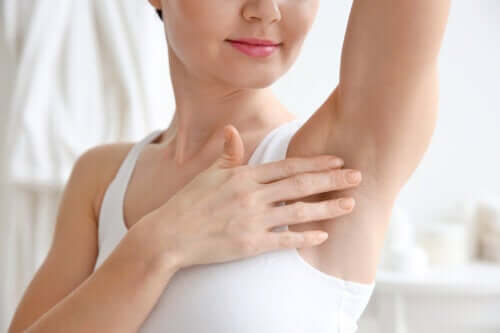 Sju naturprodukter som minskar dålig lukt i armhålorna