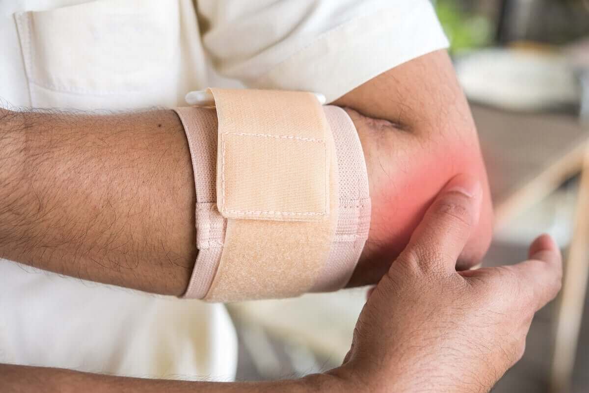 Inflammation i senskidan i armbågen
