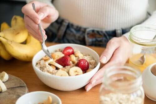 Havregryn till frukost: är det nyttigt?