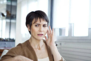 Vad är musikalisk tinnitus och hur behandlas det?