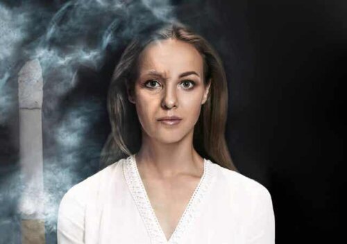 En rökare med dålig hud.