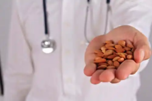 Laetrile eller amygdalin: användning, egenskaper och risker