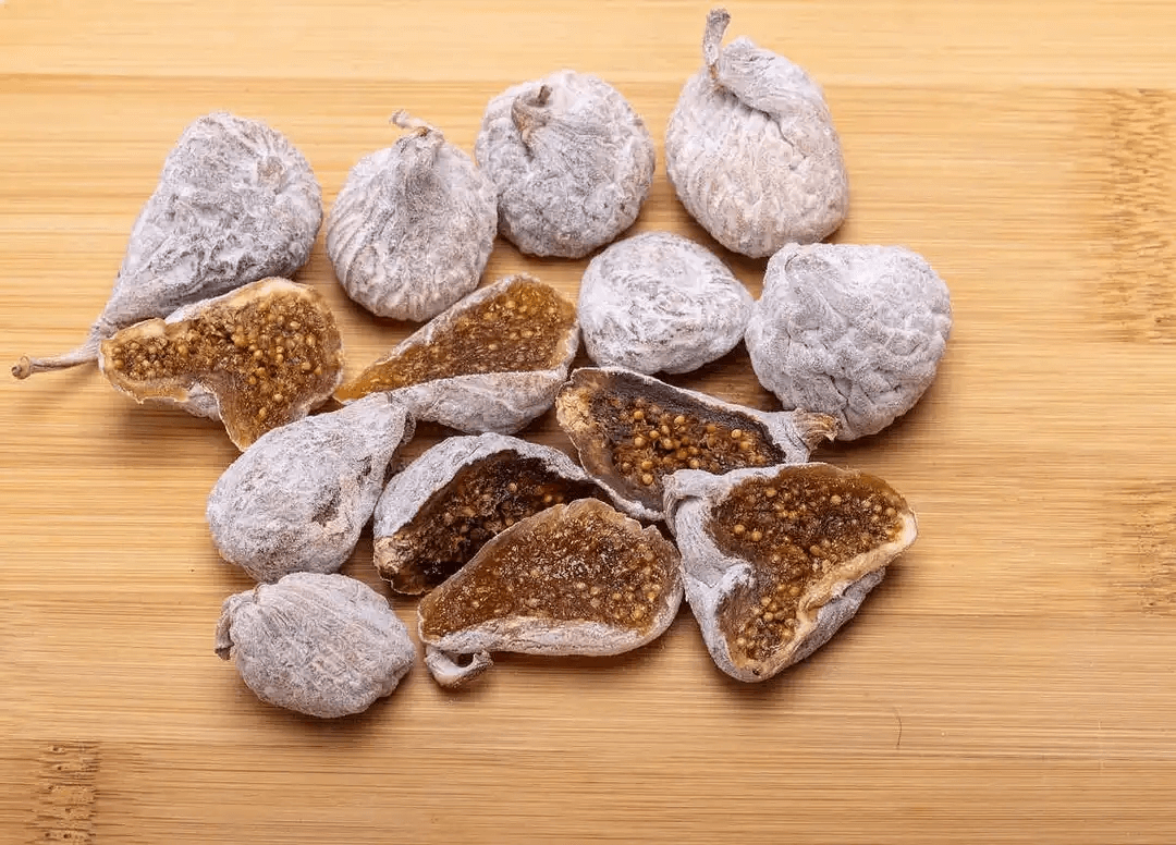 torkar frukt hemma: fikon