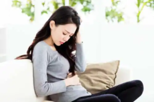 En falsk menstruation: Vad är det och varför händer det?