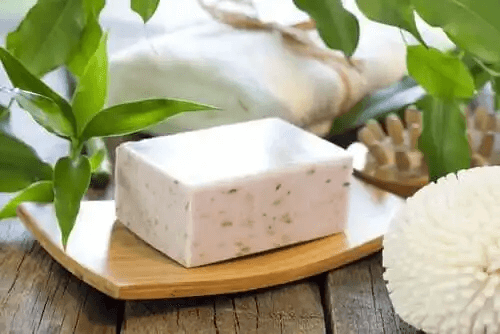 Neutral tvål på tvålfat