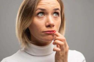 Färgförändringar på läpparna kan vara ett symptom