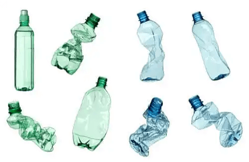 Plastflaskor