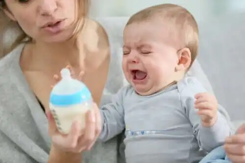 En bebis som gråter.