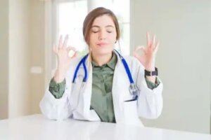 Mindfulness för att minska stress hos vårdpersonal