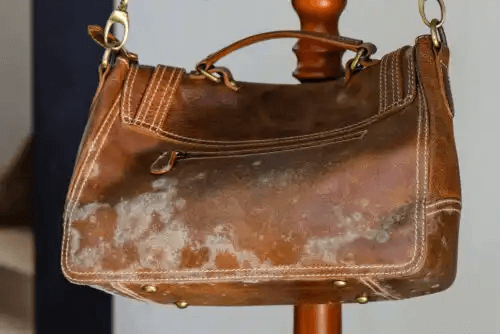 Hur man rengör väskor och plånböcker i läder
