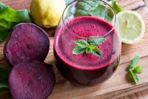 Lågkalorijuice för viktminskning: våra 4 bästa tips