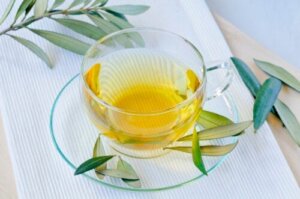 4 naturliga infusioner för att sänka högt blodtryck