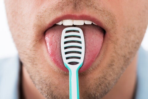 Tips och tricks för att rengöra tungan ordentligt