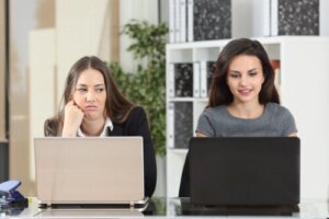 7 typer av avundsjuka människor