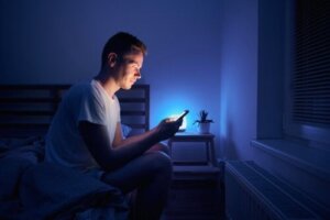 Vad är fantomvibrationssyndromet och hur kan du undvika det?