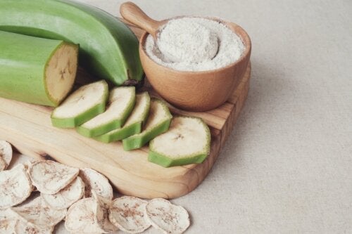 Grön bananbiomassa: fördelar och recept