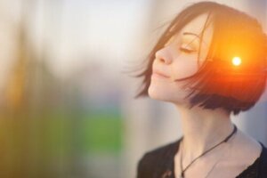 13 tips för att öka serotoninnivåerna naturligt