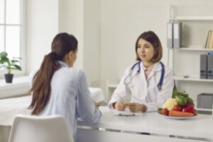 Polycystiskt ovarialsyndrom: Rekommenderad kost och näring