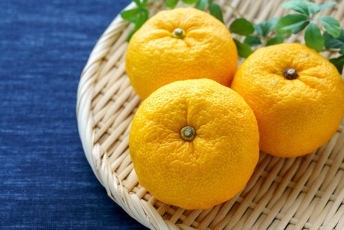 Fördelar med Yuzu: En japansk citrusfrukt fullpackad med vitamin C