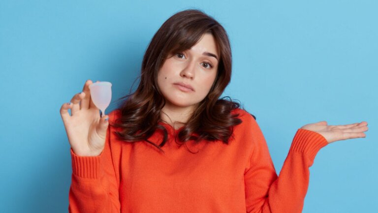 Hur man sätter in en menskopp korrekt