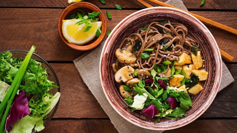 Den okinawanska kosten: där maten ses som medicin